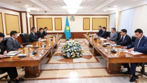 
                    Бектенов провел встречу с губернатором префектуры Хирошима Хидехико Юзаки
                