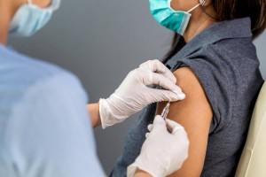 
                    В Алматы за прошедшие сутки ревакцинировались более 2800 человек
                