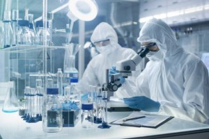 
                    Двухвалентная вакцина от коронавируса появится осенью - ВОЗ
                