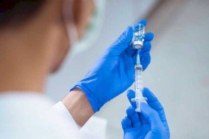 Врачи Алматы призвали вакцинироваться всех горожан независимо от возраста