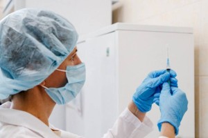 Врач-иммунолог Алматы: справиться с вирусом помогут вакцины
