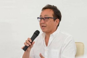Детям нужно получить прививку от коронавируса – Алмаз Шарман