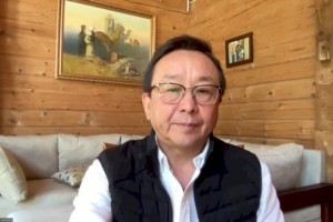 Алмаз Шарман: Риск появления мутаций коронавируса зависит от доли вакцинированного населения