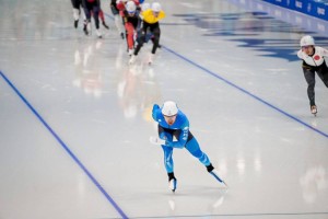 
                    Казахстанский конькобежец не прошел в финал масс-старта ОИ-2022
                