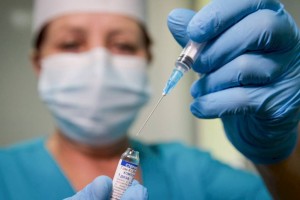 Вакцинация поможет спасти сотни и тысячи жизней – депутаты маслихата Алматы
