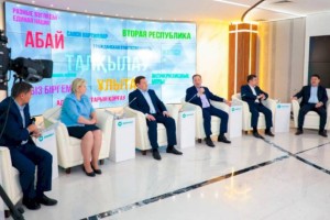 На партийной площадке TALQYLAU эксперты обсудили итоги референдума