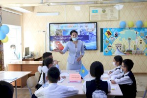 
                    Молодежь Алматы активно обсуждает достижения Казахстана за тридцать лет суверенитета
                