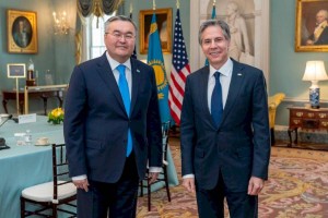 
                    Госсекретарь США одобрил конституционную реформу в Казахстане
                