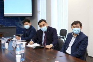 
                    Дежурный по городу. Вращение вокруг ОСИ
                