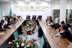 
                    Союз писателей Казахстана поддерживает инициативу проведения референдума
                