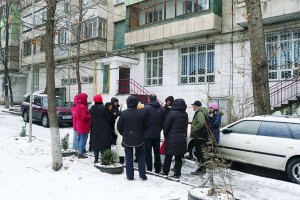 
                    Дежурный по городу. Со всех сторон ОСИ
                