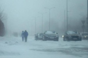 Штормовое предупреждение объявили в 12 регионах Казахстана