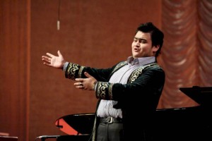 Солист КазНТОБ им. Абая Балуан Беркенов завоевал бронзу на конкурсе вокалистов в Азербайджане