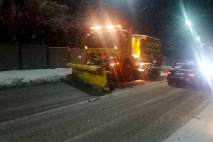Как коммунальные службы борются с последствиями снегопада в Алматы