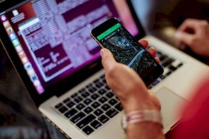 
                    Как узнать, что ваш смартфон взломан – эксперт
                