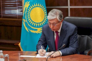 Глава государства подписал указ о продлении моратория на проверки субъектов МСБ