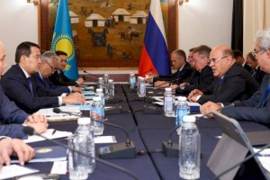 
                    Что обсуждали главы правительств Казахстана и России в Чолпон-Ате
                