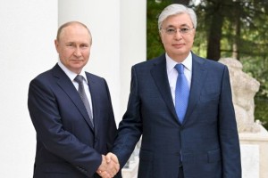
                    Президент Казахстана провел переговоры с Президентом России
                