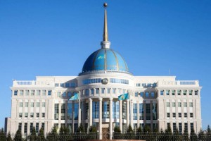 
                    Глава государства принял руководителя оркестра «Отырар сазы»
                