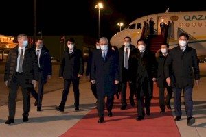 
                    Касым-Жомарт Токаев по приглашению Си Цзиньпина прибыл в Пекин
                