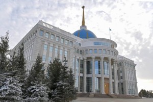 
                    Президент Казахстана расширил полномочия госсекретаря
                