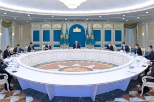 
                    Президент провел заседание Высшего совета по реформам
                
