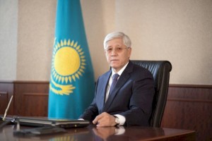 
                    Президент Казахстана поблагодарил Амандыка Баталова
                