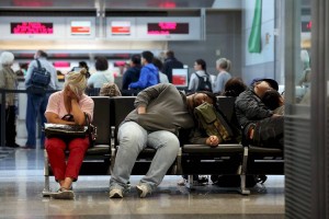 В Казахстане из-за непогоды задержаны 15 авиарейсов