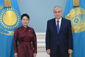
                    Касым-Жомарт Токаев принял министра внешних сношений Монголии
                
