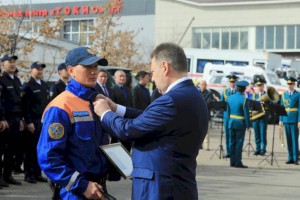 
                    В Алматы наградили спасателей после ликвидации землетрясения в Турции
                