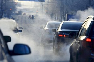 Жителям восьми городов Казахстана рекомендуют отказаться от длительных прогулок