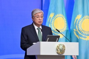 
                    Глава государства провел встречу с общественностью Павлодарской области
                
