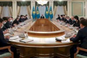 Касым-Жомарт Токаев провел совещание с акимами