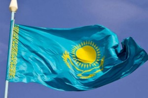 Флаг Казахстана теперь можно вывешивать на балконах