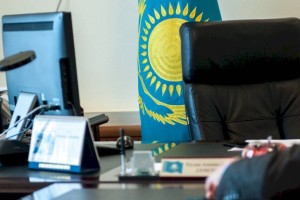 Работы в Казахстане лишатся госслужащие с двойным гражданством