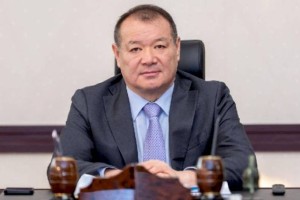 
                    Глава Мининдустрии пожаловался на мошенников, которые звонят от его имени
                