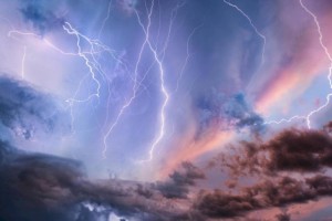 Синоптики объявили штормовое предупреждение в ряде регионов РК