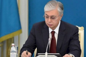 Президент Казахстана наградил Елену Рыбакину орденом «Достық»
