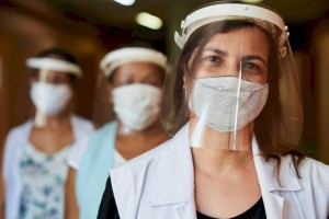 
                    COVID-19 отступает? Смертность опустилась до самого низкого значения с весны 2020 года
                