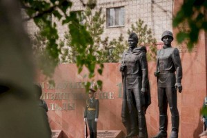 
                    Аким столицы Алтай Кульгинов поздравил ветеранов ВОВ
                