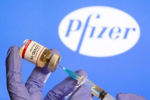 Казахстанцев пугают мнимыми последствиями антиковидной вакцинации Pfizer