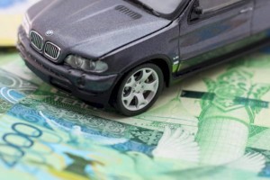 
                    Казахстанцам напомнили об уплате налога на авто
                