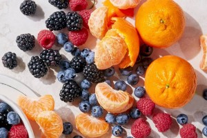 
                    Диетологи назвали самые полезные для весеннего меню продукты
                