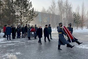 
                    80-летие битвы за Москву: в Нур-Султане почтили память героев-панфиловцев
                