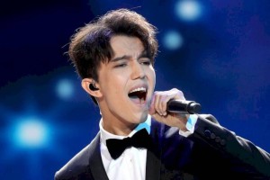 
                    Уехавший в Китай Димаш Кудайберген опубликовал видеоотчет
                