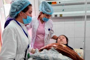 
                    Женщина родила в приемном покое больницы в Алматы
                