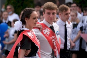 
                    Под присмотром полиции проходит последний звонок в школах Алматинской области
                