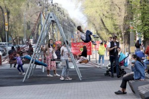 
                    Айнур Уалиева: Тяжелобольных коронавирусом детей в Алматы нет
                