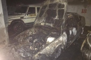 
                    Две машины сгорели в  подземном паркинге одного из ЖК Алматы
                