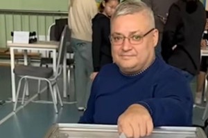 Алматинский общественник для голосования специально выписался с больницы